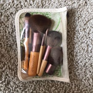 7 piece mini eco brush set